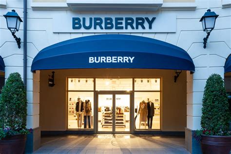 BURBERRY OUTLET 